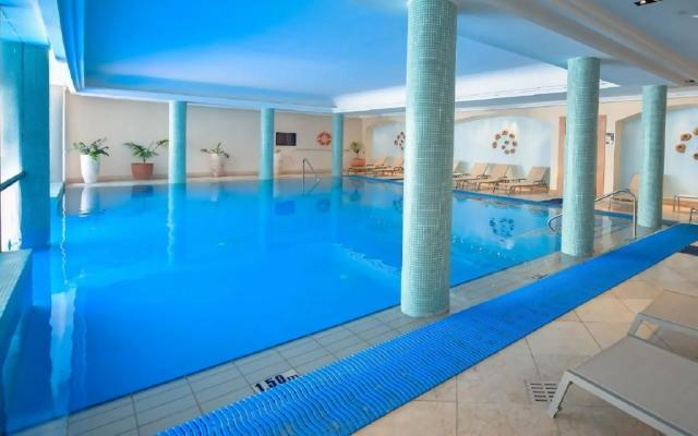 Intercontinental Aphrodite Hills Resort Hotel