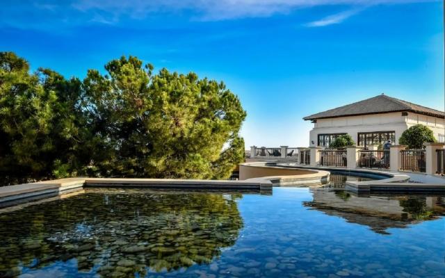 Intercontinental Aphrodite Hills Resort Hotel
