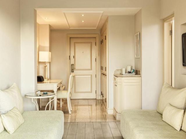 One bedroom Family Golf and sea view