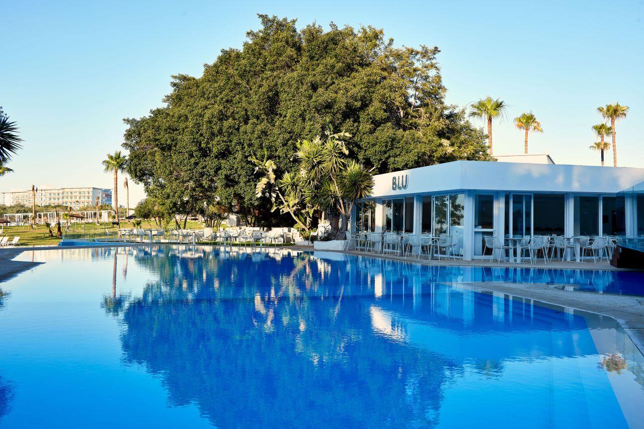 So Nice Club Resort