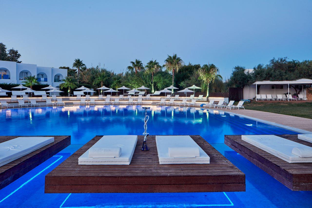 So Nice Club Resort