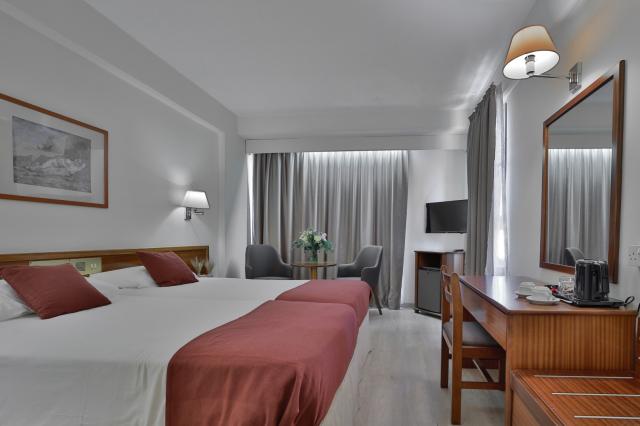 Twin Room Inland View