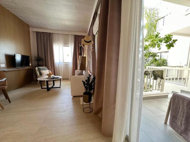 One Bedroom Suite