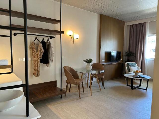 One Bedroom Suite