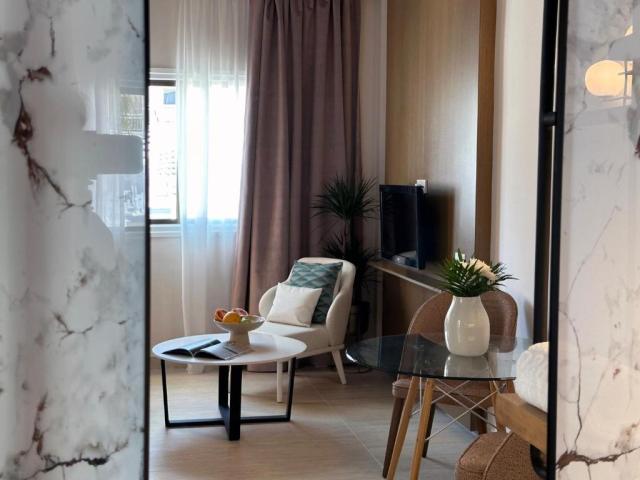 One Bedroom Suite