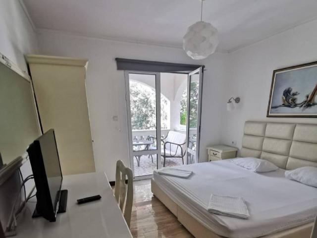 2 Bedroom Apartment 04