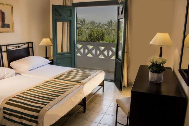 Superior Family Pool View Room