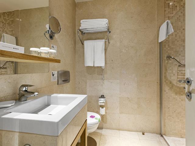  Junior Suite Mainbuilding Side Sea View