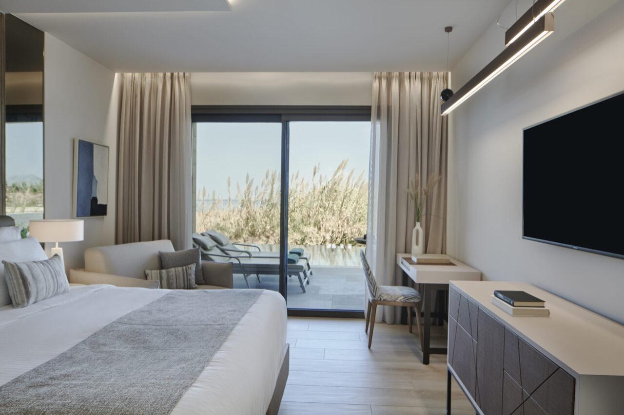 Superior Double Room Sea View Sharing Pool