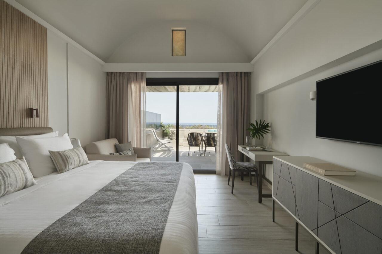 Superior Double Sea View with Jacuzzi