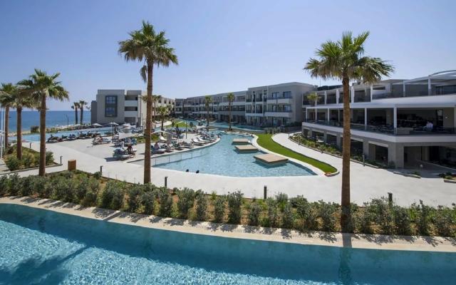 Amira Luxury Resort & Spa