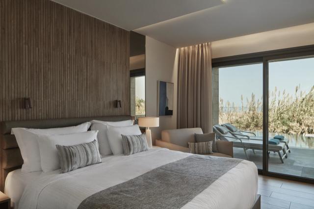 Superior Double Room Sea View Sharing Pool