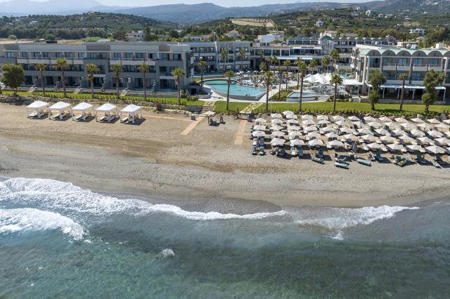 Amira Luxury Resort & Spa