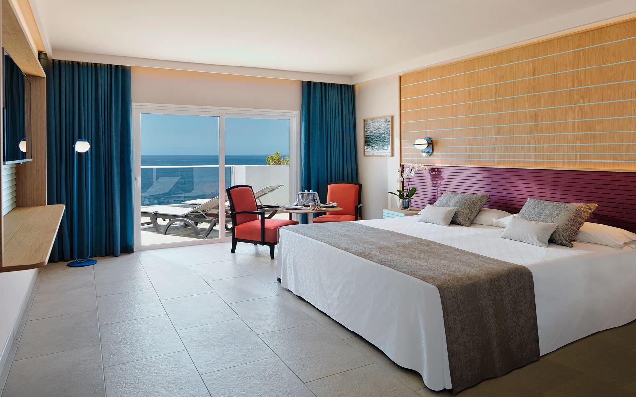 DBL (2AD) Balcony or Terrace, Sea View High Floor