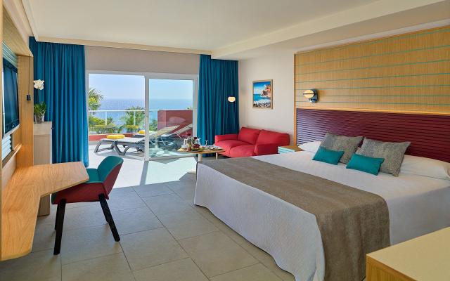 DBL (2AD)/Twin Balcony or Terrace, Superior Sea View