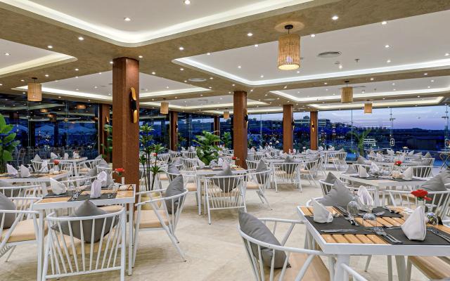 Rewaya Majestic Resort
