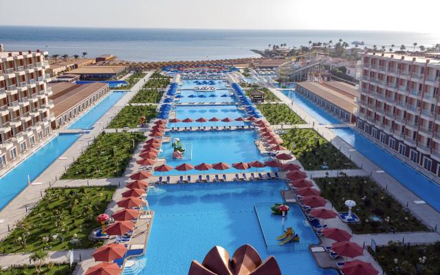 Rewaya Majestic Resort