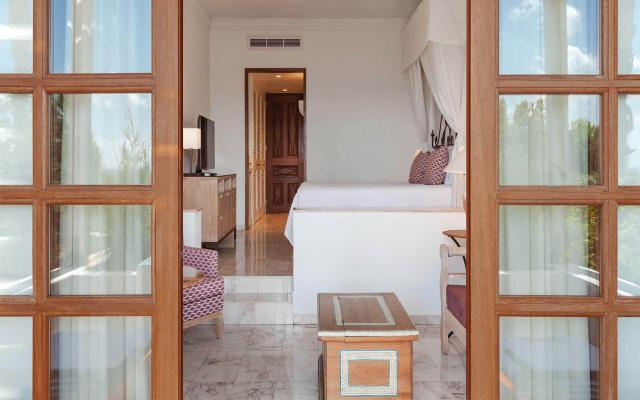 Garden Studio Suite With Outdoor Whirlpool