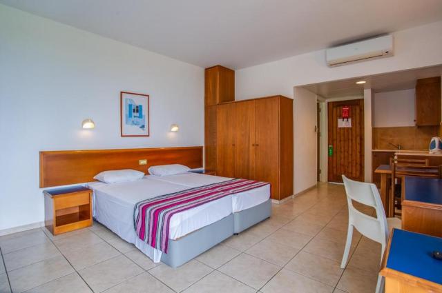 Studio Apartment Side Sea View