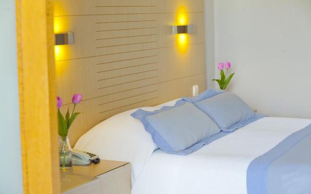 Double - Twin Room Side Sea View
