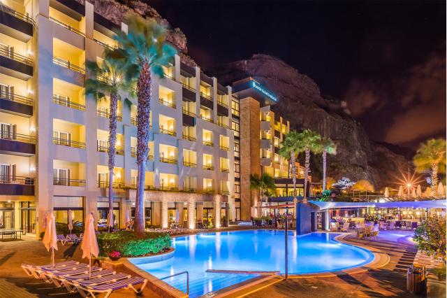 Savoy Calheta Beach