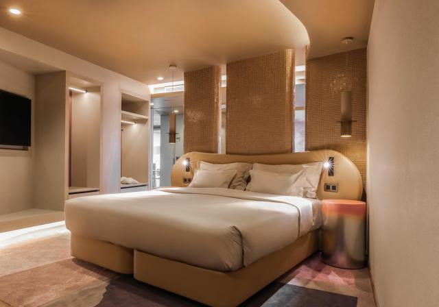 Junior Suite Room