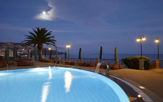 The Cliff Bay