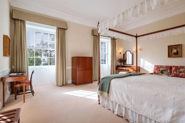 Junior Suite Room