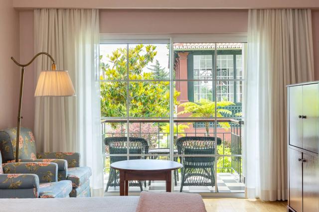 Deluxe Garden View