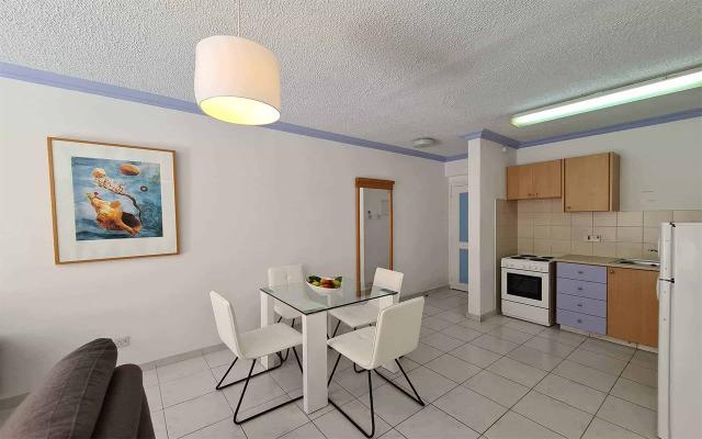 One Bedroom Apartment