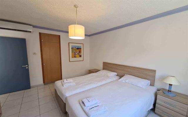 One Bedroom Apartment