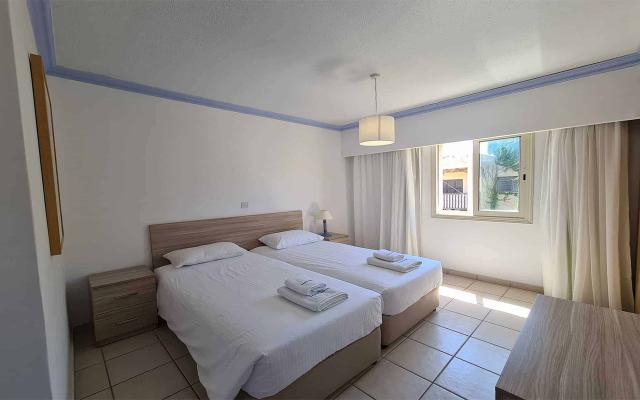 One Bedroom Apartment