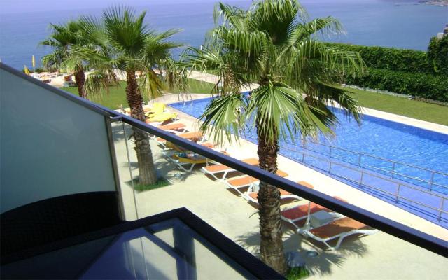 Golden Residence