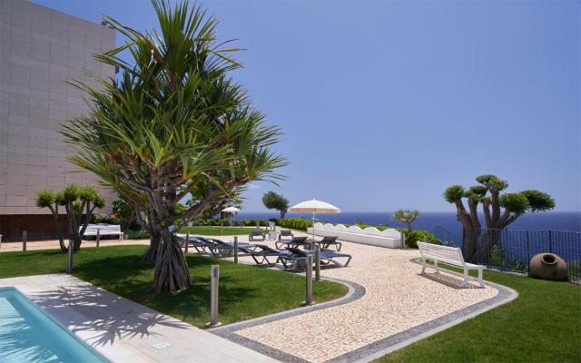 Golden Residence