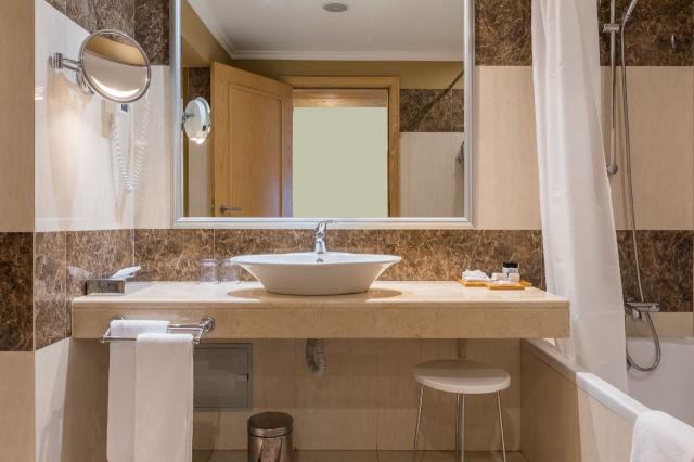 Suite Triple Room