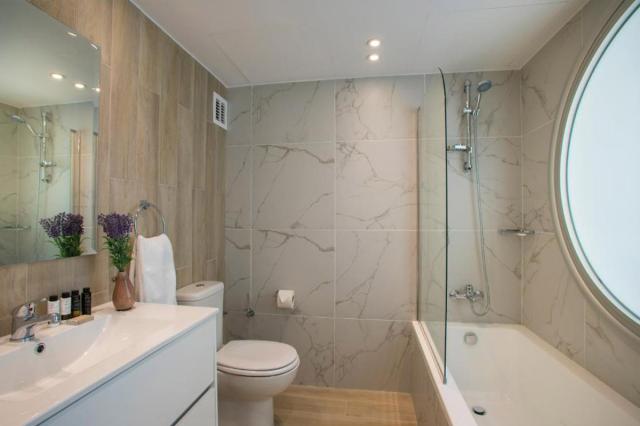 Twin Room Inland View