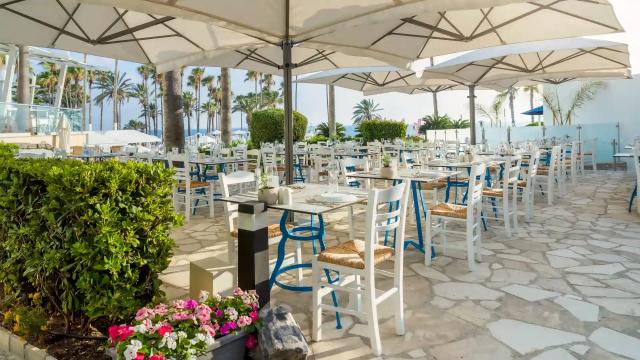 Mourayio Greek Taverna