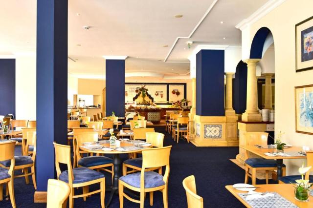 Pestana Village