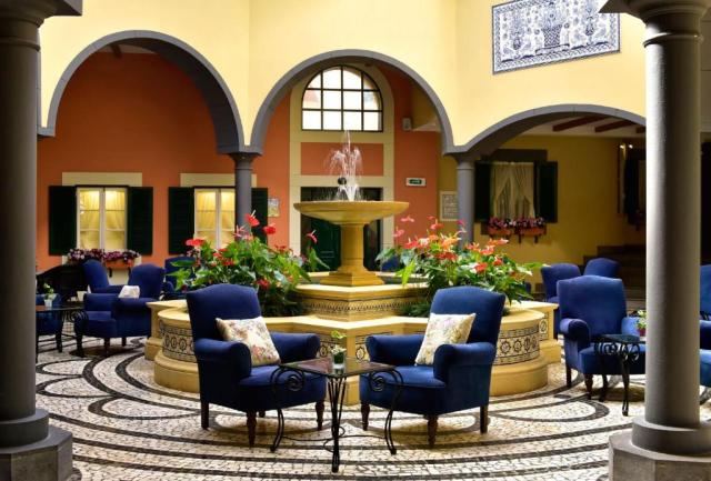 Pestana Village