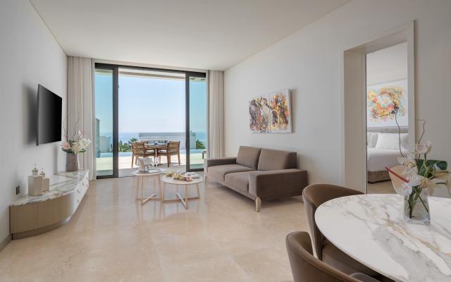 Residence Two Bedroom Suite Sea View with 2 private pools