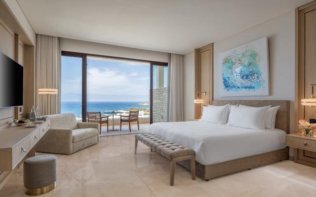 Cap One Bedroom Suite