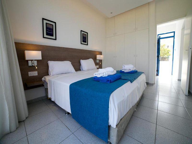 Studio Suite Inland View