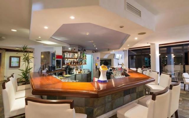 Leptos Paphos Gardens & Apartaments