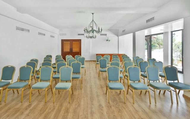Leptos Paphos Gardens & Apartaments