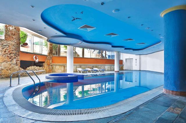 Leptos Paphos Gardens & Apartaments