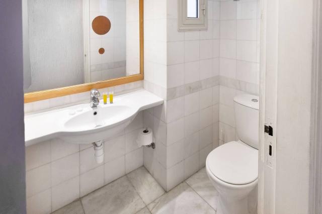 Studio Apartment Inland View