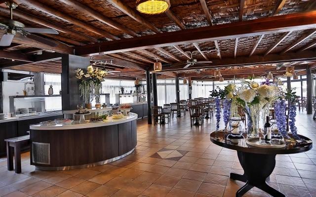 Leptos Paphos Gardens & Apartaments
