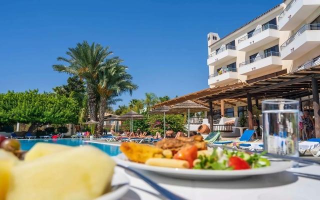 Leptos Paphos Gardens & Apartaments