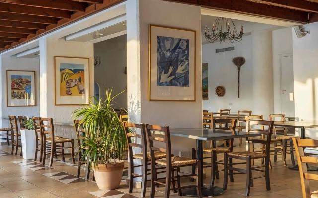 Leptos Paphos Gardens & Apartaments