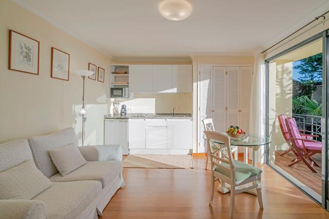 1 Bedroom Apartment With Garden View